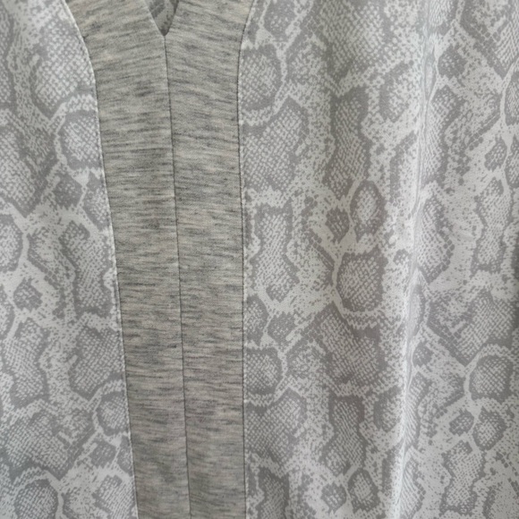 Uncover NWT Animal Print Caftan Coverup - Picture 4 of 6